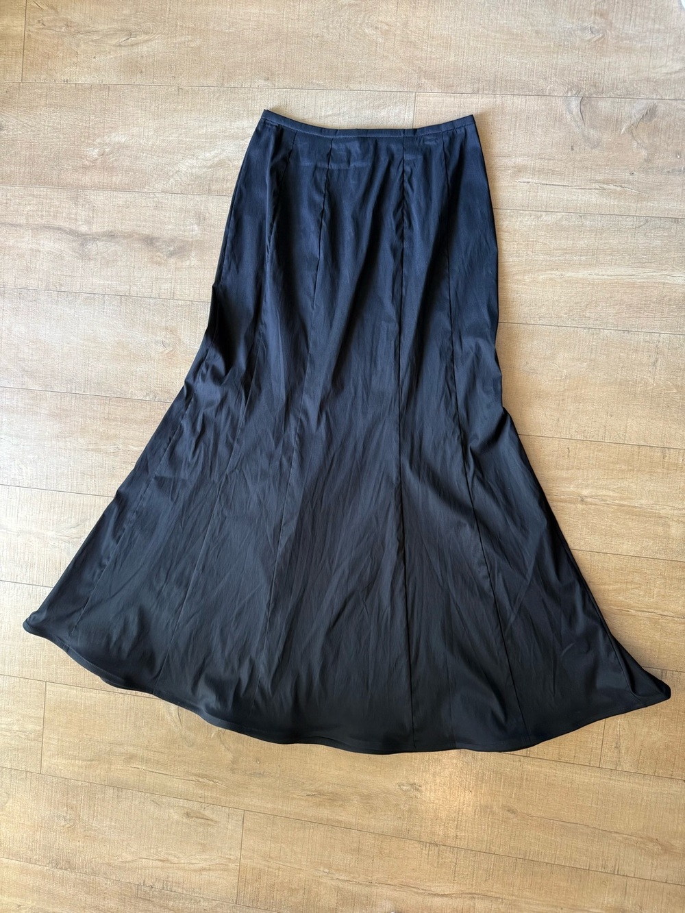 Tadashi Shoji black Satin Mermaid Trumpet Flare Maxi Skirt Size 16 formal goth